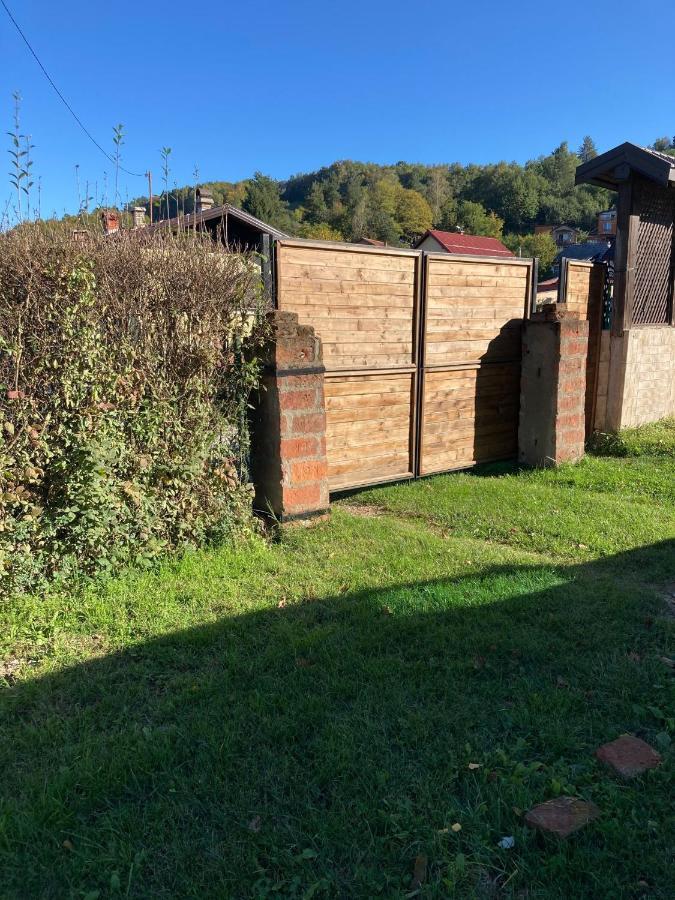 Holiday Home Tunnel Ravne Visoko Dış mekan fotoğraf