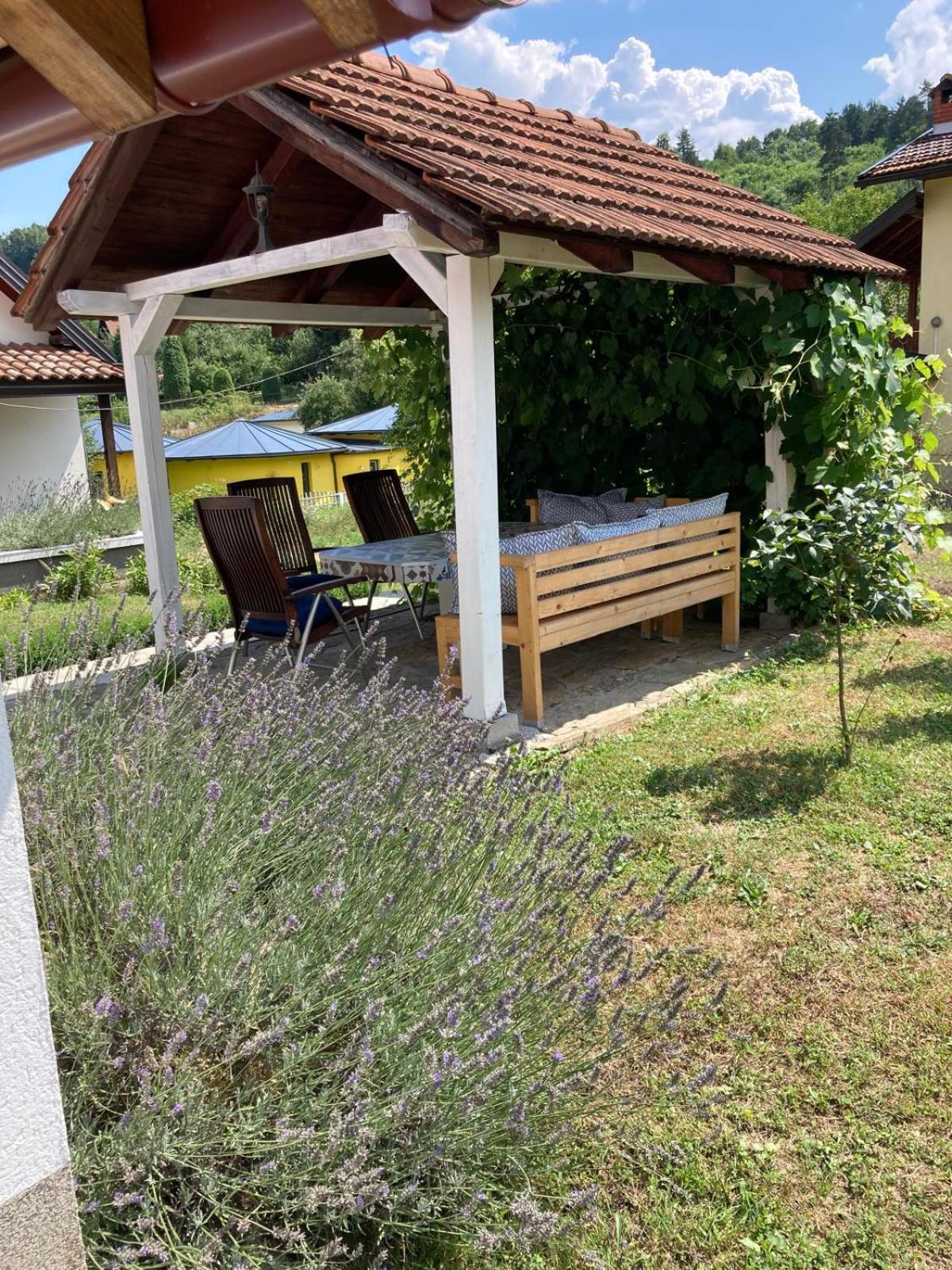 Holiday Home Tunnel Ravne Visoko Dış mekan fotoğraf